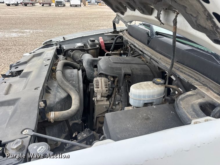 image for item ET1553 2009 GMC Sierra 2500 HD Crew Cab pickup truck