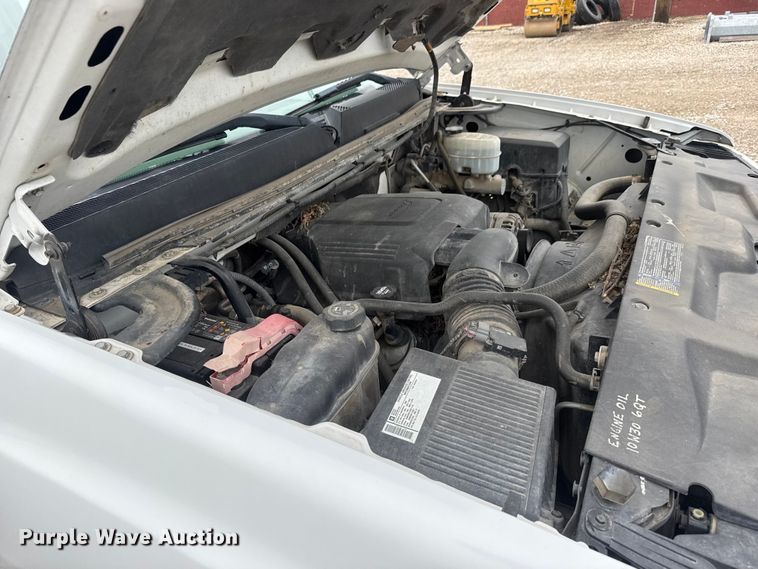 image for item ET1553 2009 GMC Sierra 2500 HD Crew Cab pickup truck