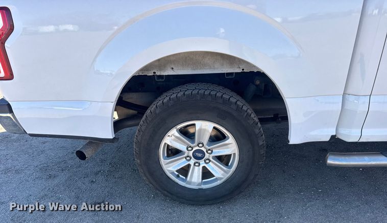 image for item ET1559 2020 Ford F150 Crew Cab pickup truck