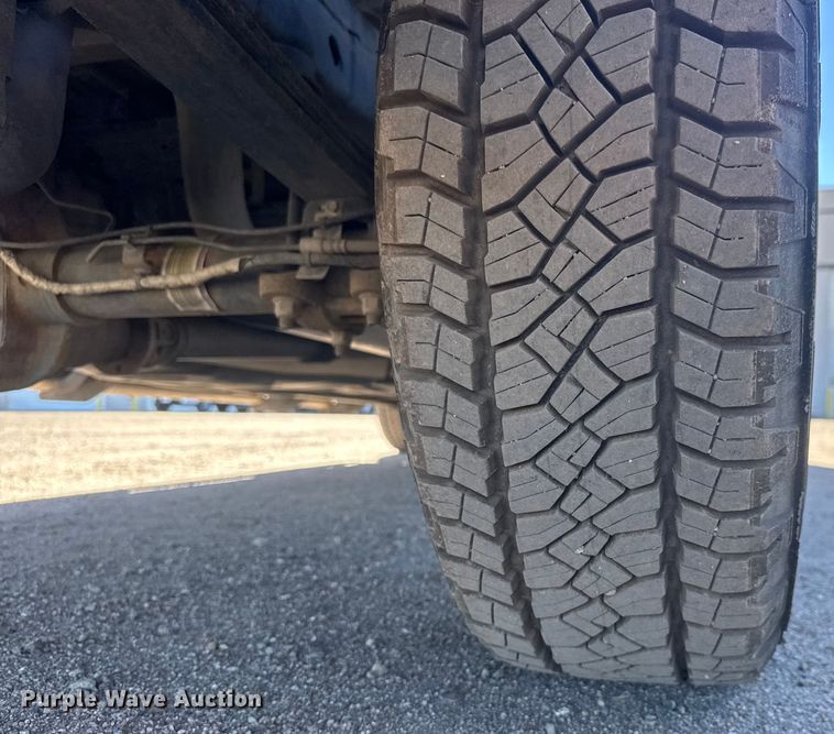 image for item ET1559 2020 Ford F150 Crew Cab pickup truck