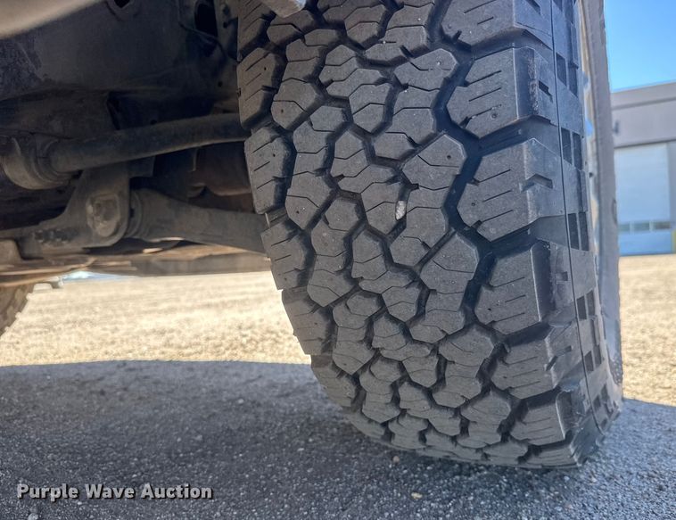 image for item ET1560 2020 Ford F150 Crew Cab pickup truck