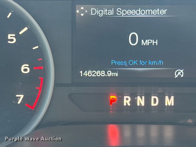 image for item ET1560 2020 Ford F150 Crew Cab pickup truck