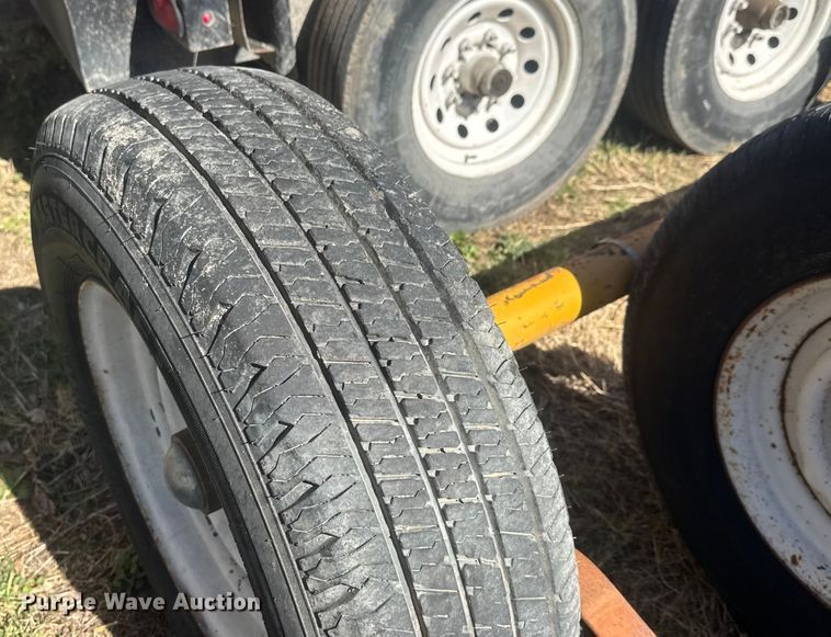 image for item ET1562 (2) trailer axles