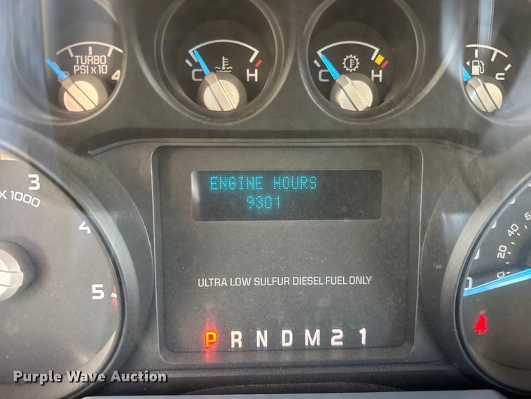 image for item ET1563 2015 Ford F350 Super Duty XL Ext. Cab pickup truck