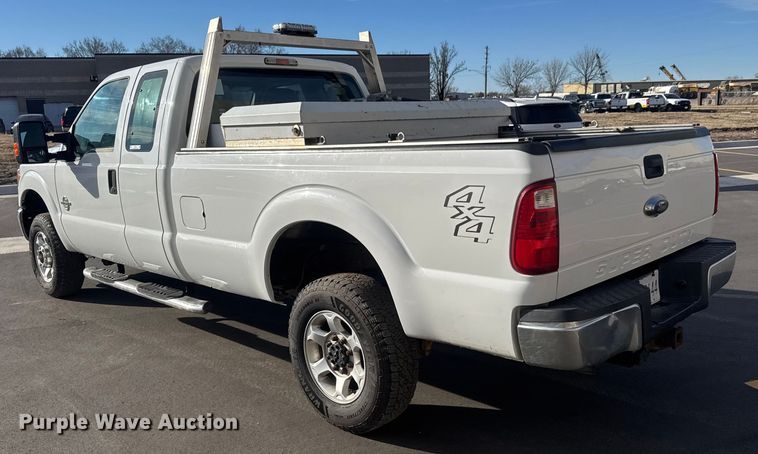 image for item ET1564 2016 Ford F250 Super Duty XL Ext. Cab pickup truck