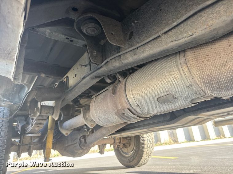 image for item ET1564 2016 Ford F250 Super Duty XL Ext. Cab pickup truck