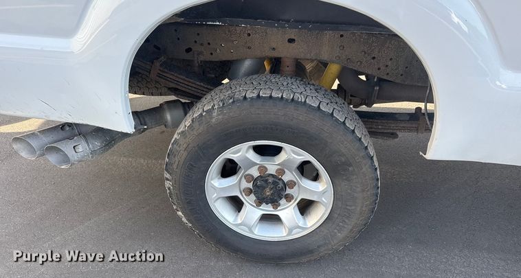 image for item ET1564 2016 Ford F250 Super Duty XL Ext. Cab pickup truck