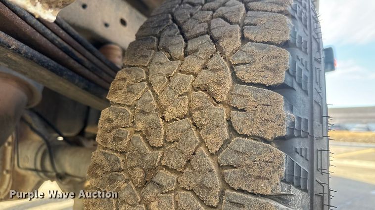 image for item ET1564 2016 Ford F250 Super Duty XL Ext. Cab pickup truck