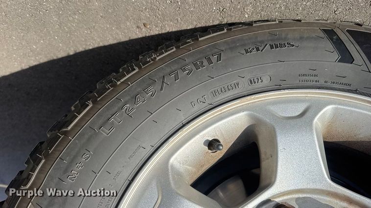 image for item ET1564 2016 Ford F250 Super Duty XL Ext. Cab pickup truck