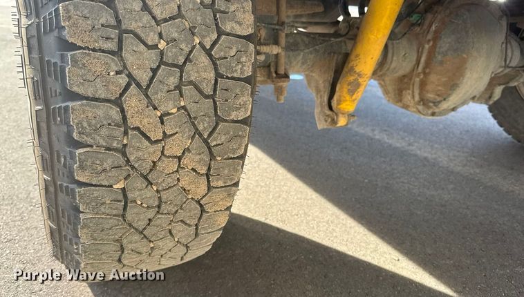 image for item ET1564 2016 Ford F250 Super Duty XL Ext. Cab pickup truck