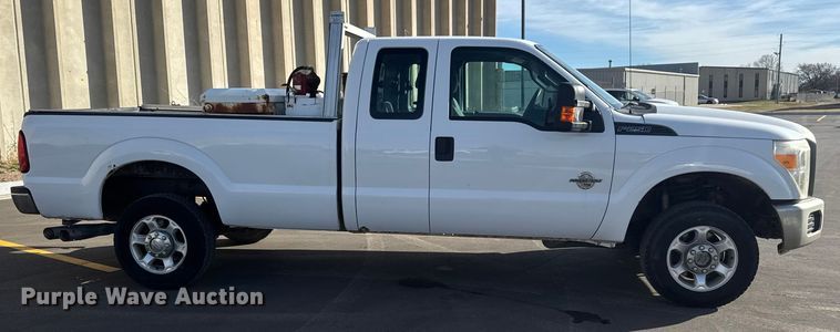 image for item ET1565 2014 Ford F250 Super Duty XL Ext. Cab pickup truck