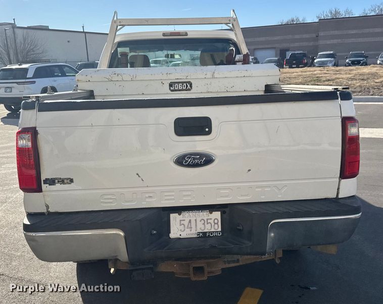 image for item ET1565 2014 Ford F250 Super Duty XL Ext. Cab pickup truck