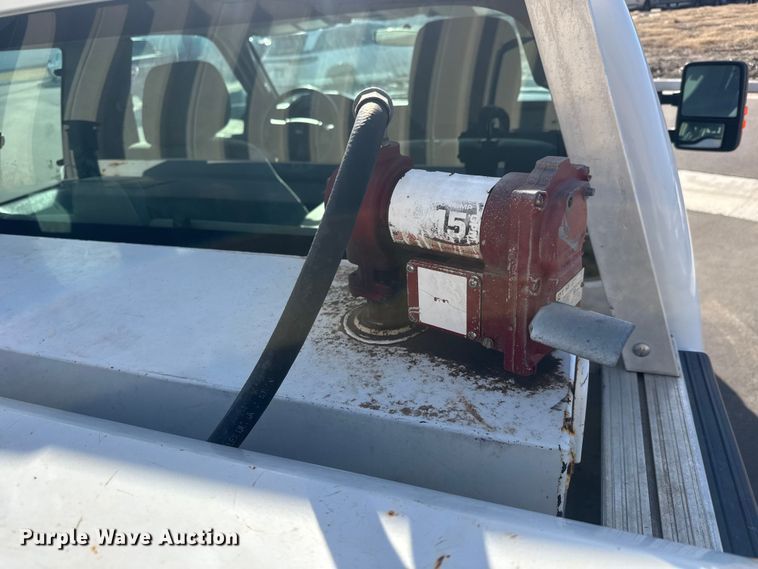 image for item ET1565 2014 Ford F250 Super Duty XL Ext. Cab pickup truck