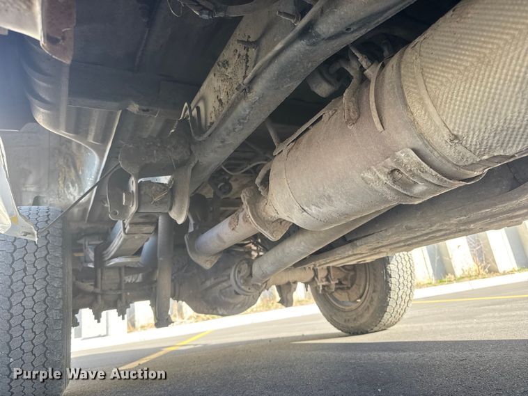 image for item ET1565 2014 Ford F250 Super Duty XL Ext. Cab pickup truck