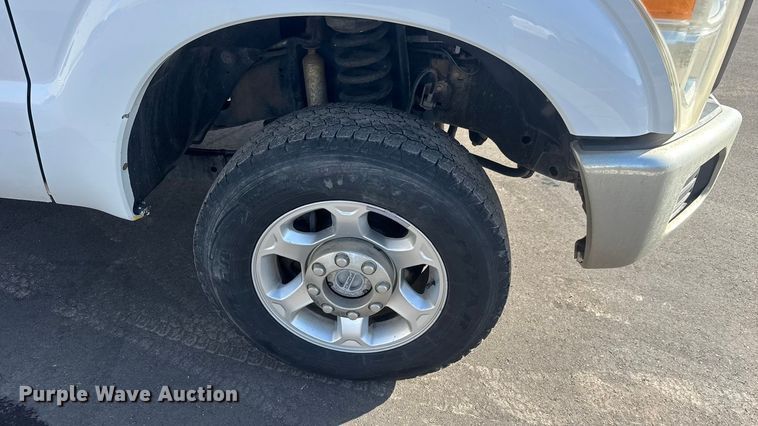 image for item ET1565 2014 Ford F250 Super Duty XL Ext. Cab pickup truck