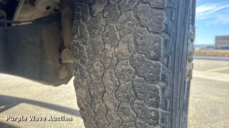 image for item ET1565 2014 Ford F250 Super Duty XL Ext. Cab pickup truck