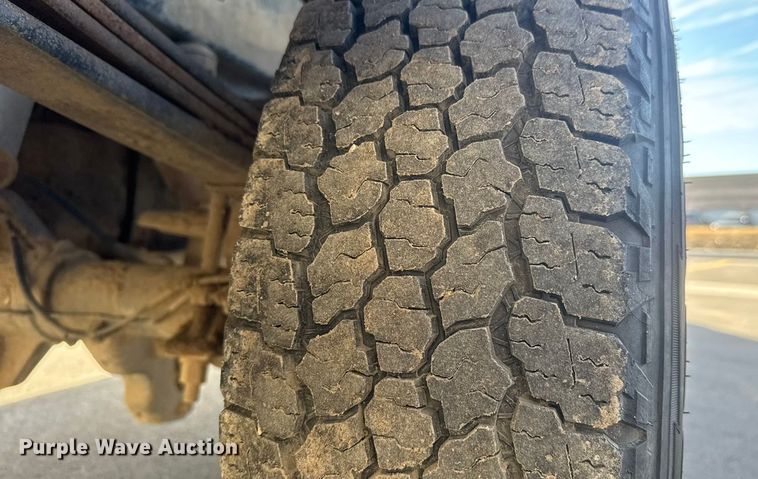 image for item ET1565 2014 Ford F250 Super Duty XL Ext. Cab pickup truck