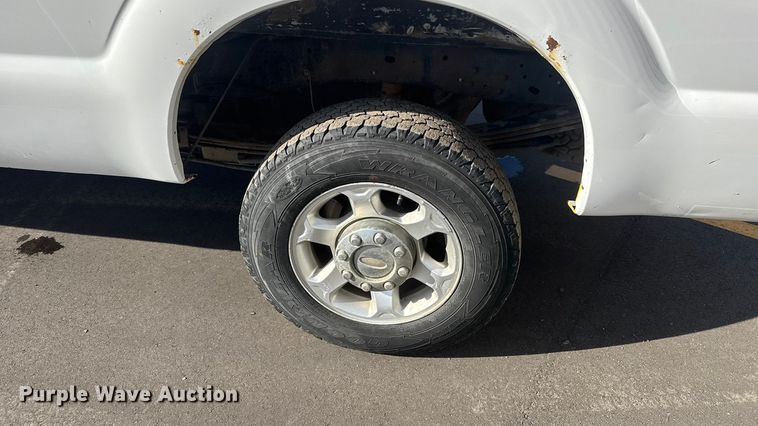 image for item ET1565 2014 Ford F250 Super Duty XL Ext. Cab pickup truck