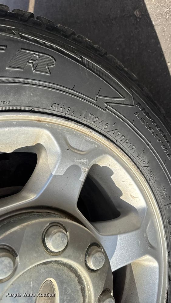 image for item ET1565 2014 Ford F250 Super Duty XL Ext. Cab pickup truck