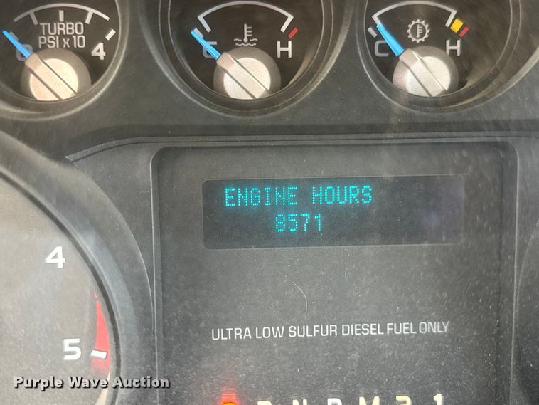 image for item ET1565 2014 Ford F250 Super Duty XL Ext. Cab pickup truck