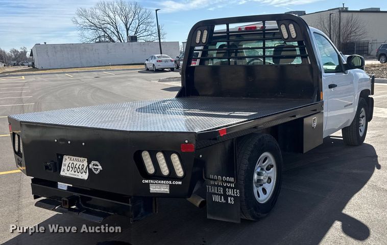 image for item ET1566 2012 Chevrolet Silverado 1500 flatbed pickup truck