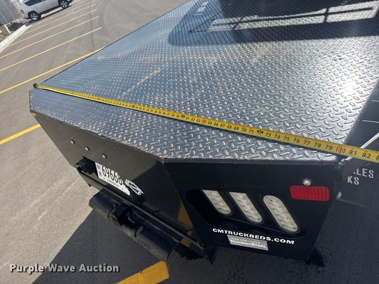 image for item ET1566 2012 Chevrolet Silverado 1500 flatbed pickup truck