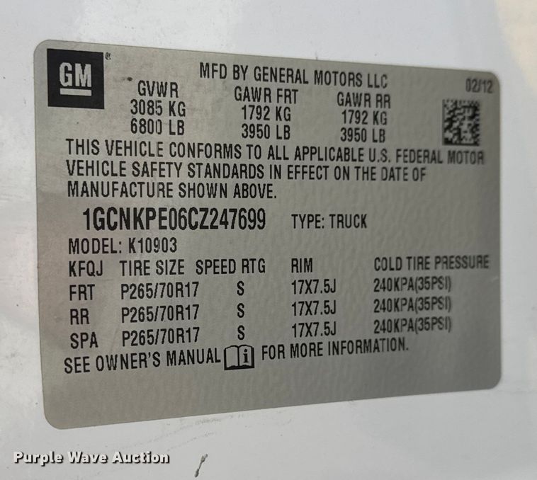 image for item ET1566 2012 Chevrolet Silverado 1500 flatbed pickup truck