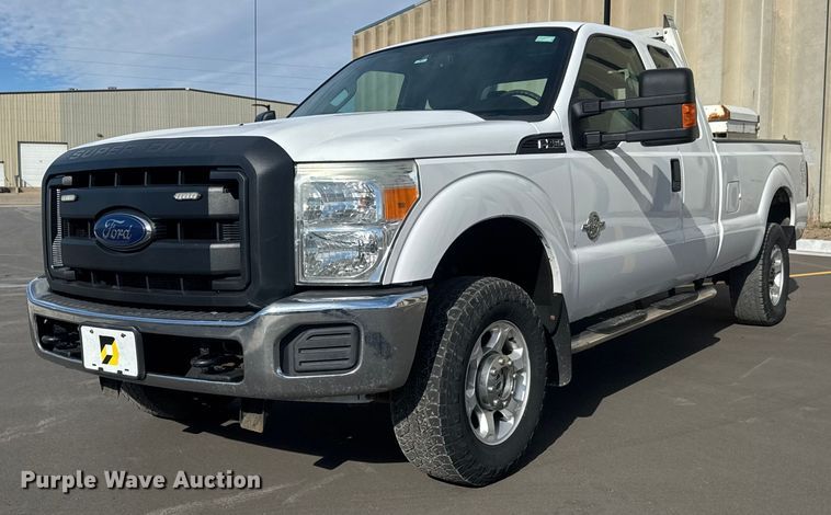 image for item ET1567 2016 Ford F250 Ext. Cab pickup truck