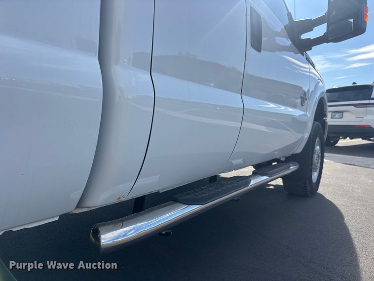 image for item ET1567 2016 Ford F250 Ext. Cab pickup truck