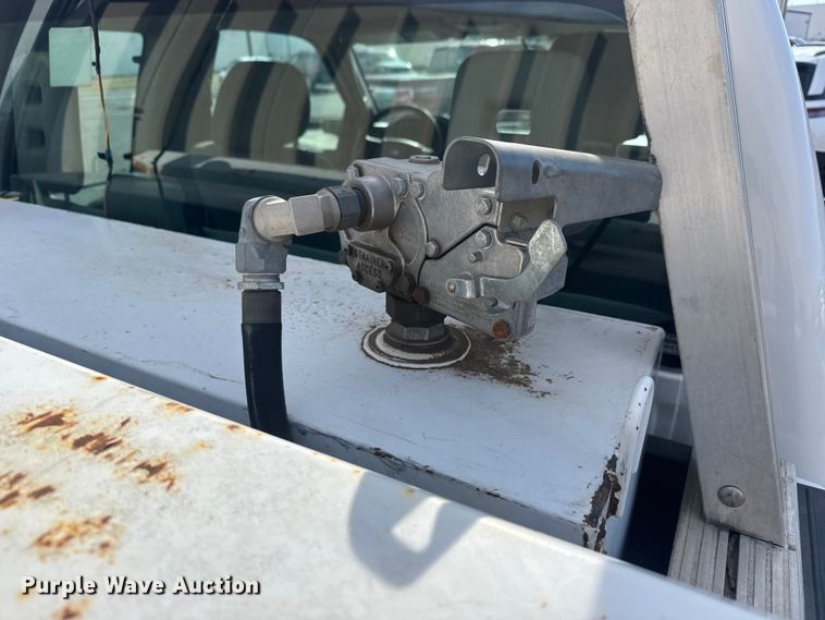 image for item ET1567 2016 Ford F250 Ext. Cab pickup truck