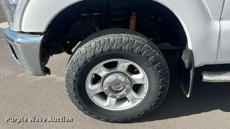 image for item ET1567 2016 Ford F250 Ext. Cab pickup truck