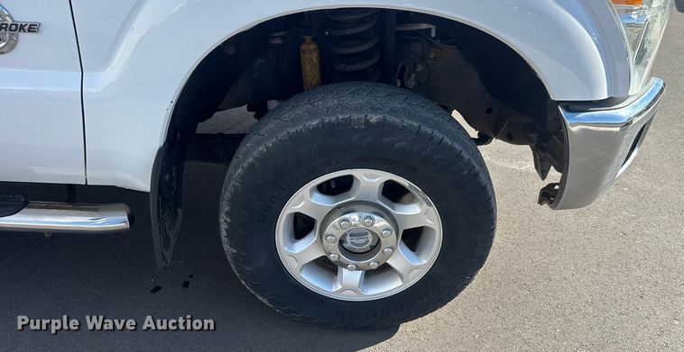 image for item ET1567 2016 Ford F250 Ext. Cab pickup truck