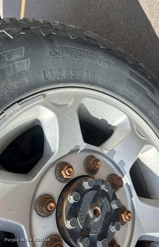 image for item ET1567 2016 Ford F250 Ext. Cab pickup truck