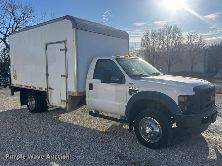 image for item ET1573 2009 Ford F550 box truck