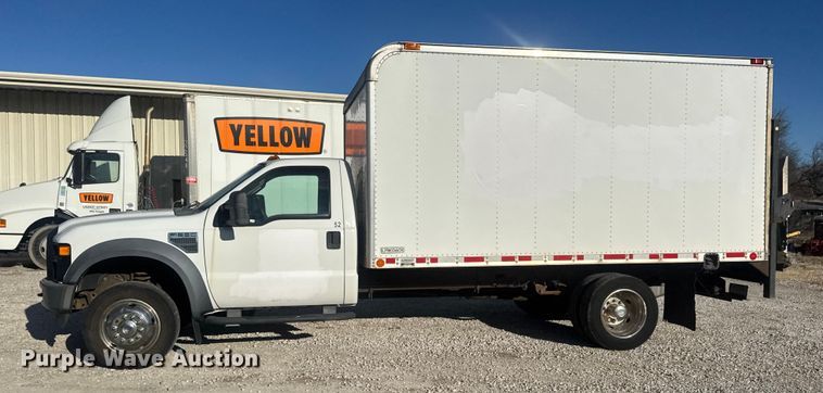 image for item ET1573 2009 Ford F550 box truck