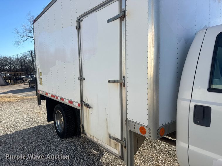 image for item ET1573 2009 Ford F550 box truck