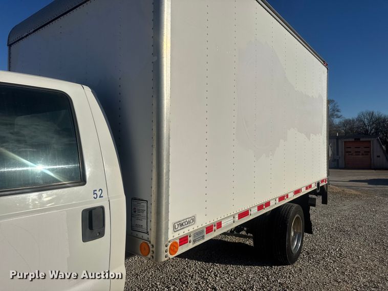 image for item ET1573 2009 Ford F550 box truck