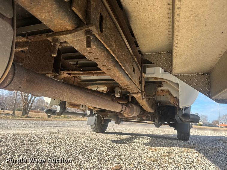 image for item ET1573 2009 Ford F550 box truck