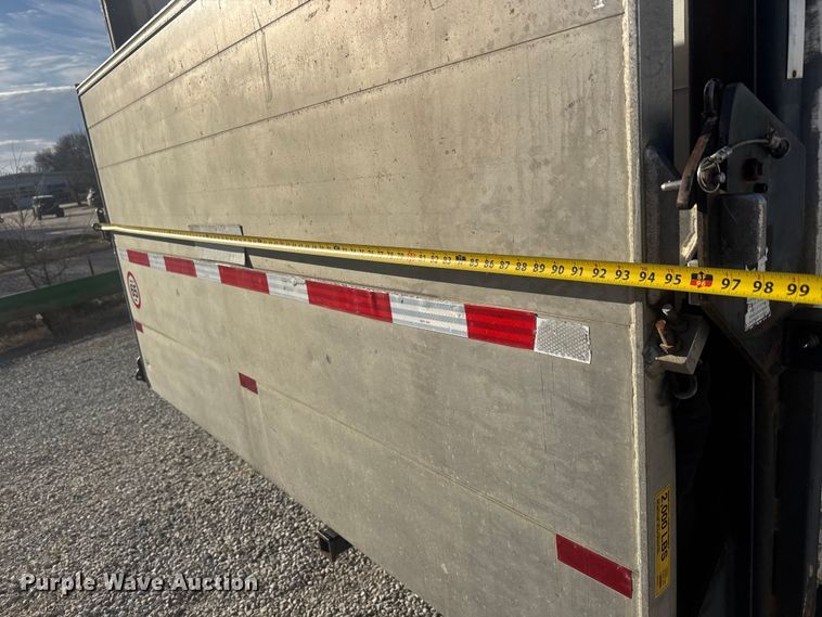 image for item ET1573 2009 Ford F550 box truck