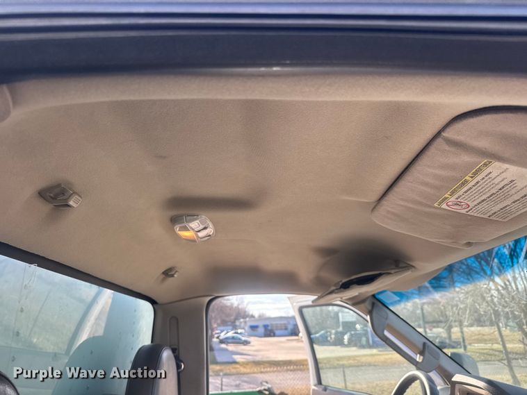 image for item ET1573 2009 Ford F550 box truck