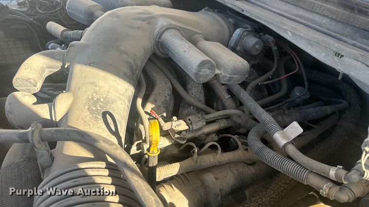 image for item ET1573 2009 Ford F550 box truck