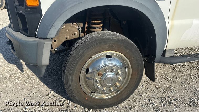 image for item ET1573 2009 Ford F550 box truck