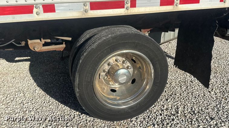 image for item ET1573 2009 Ford F550 box truck