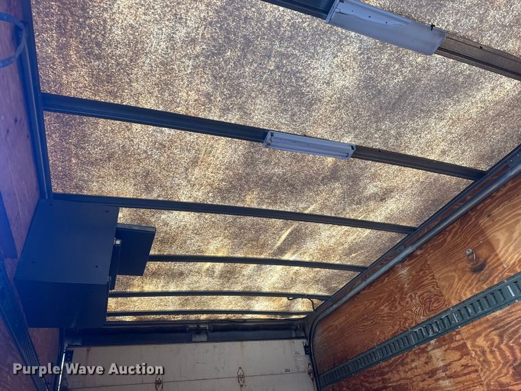 image for item ET1573 2009 Ford F550 box truck