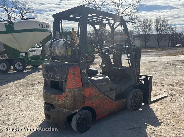 image for item ET1574 Toyota 8FGCU20 forklift