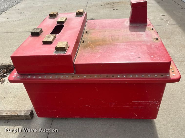 image for item ET1588 (2) water tanks