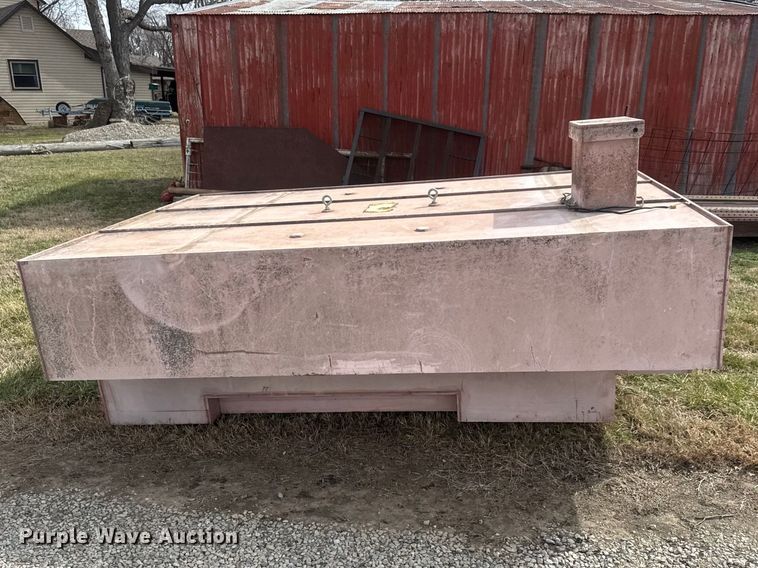 image for item ET1588 (2) water tanks