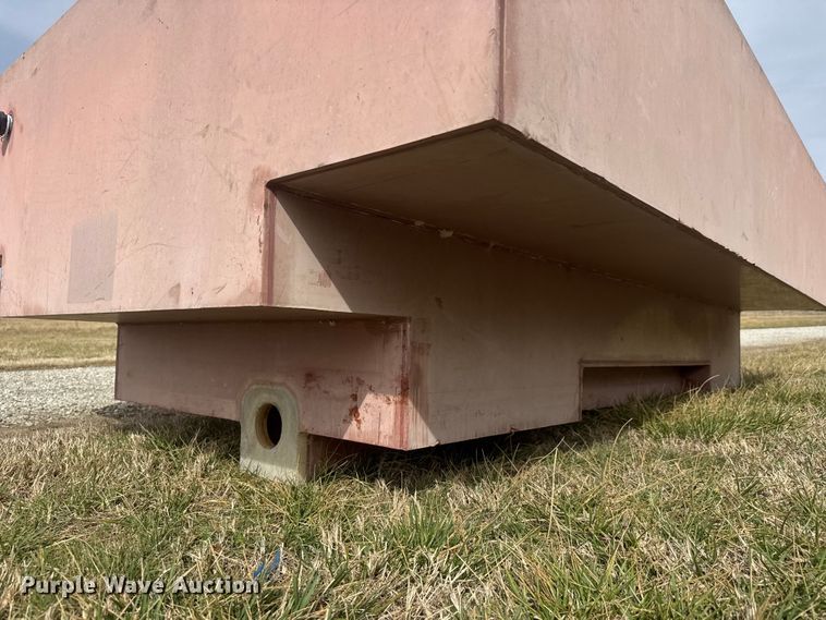 image for item ET1588 (2) water tanks