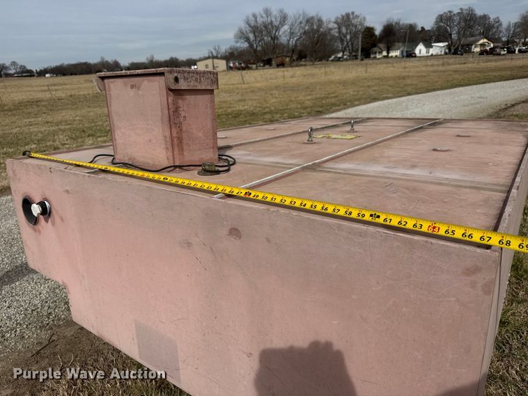 image for item ET1588 (2) water tanks