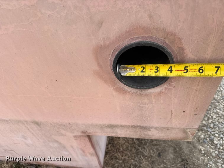 image for item ET1588 (2) water tanks